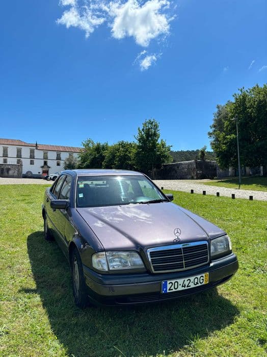 Mercedes-Benz 220 Mire de Tibães