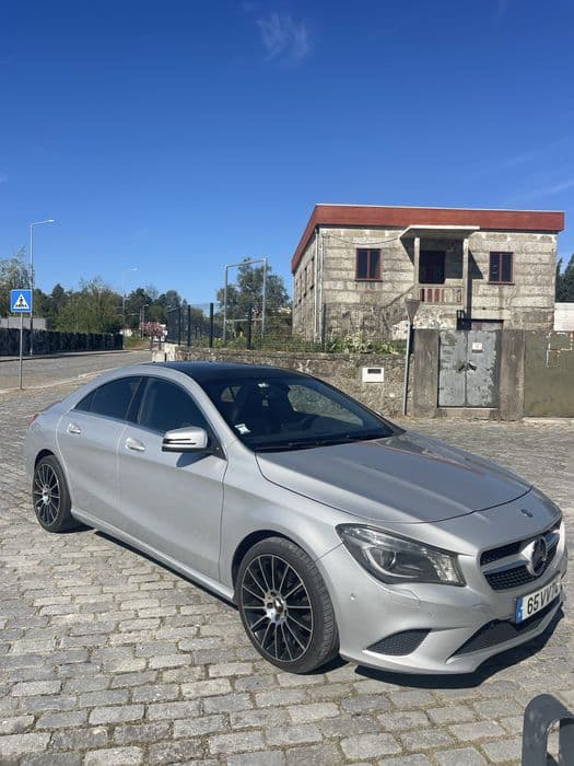 Mercedes-Benz 220 CDi - Teto panoramico São Cristóvão (Selho)