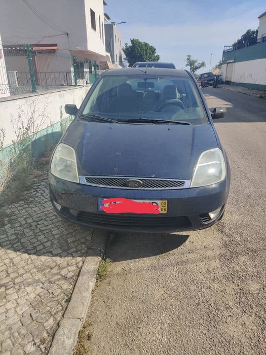 Ford Fiesta V ghia São Sebastião