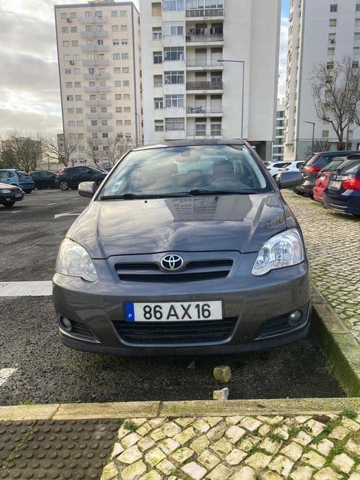 Toyota Corolla 1.4 VVT-i Odivelas
