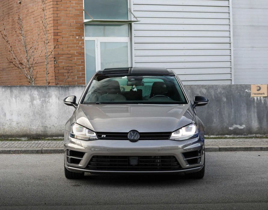 Volkswagen Golf 7R DSG 300cv Ribeirão