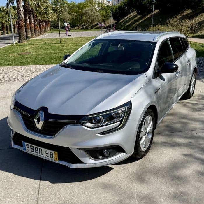 Renault Mégane Sport Tourer ST 1.5 DCi ** DESDE 179€ MÊS**