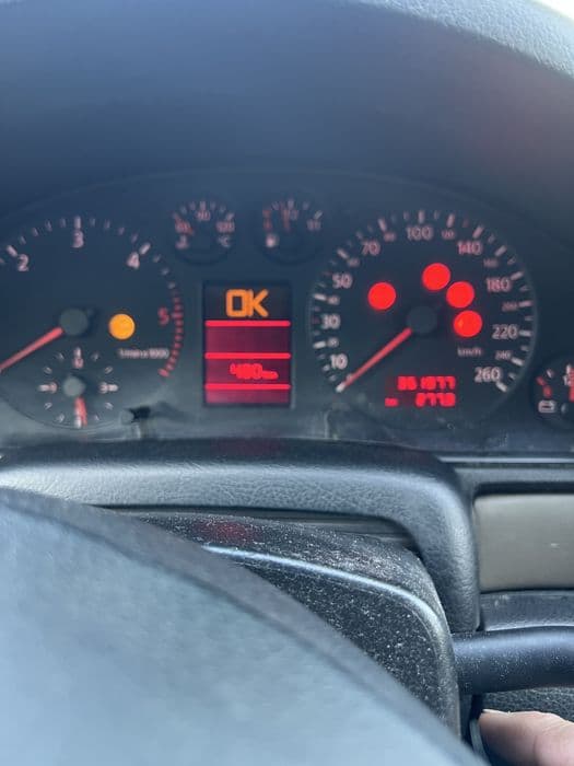Audi A4 Avant B 5 1.9 tdi de /