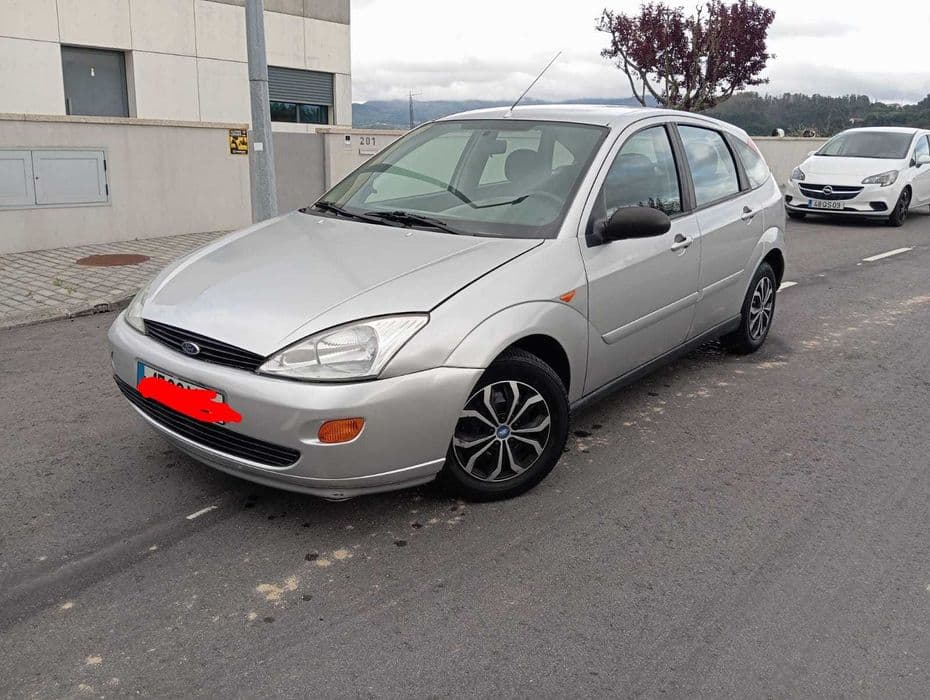 Ford Focus 1.4 16v impecável Eja