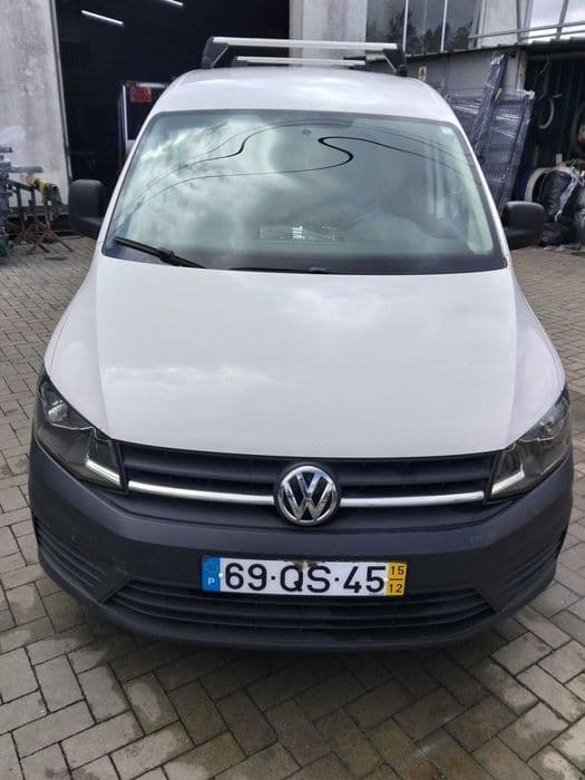 Volkswagen Caddy 5 lugares Bajouca