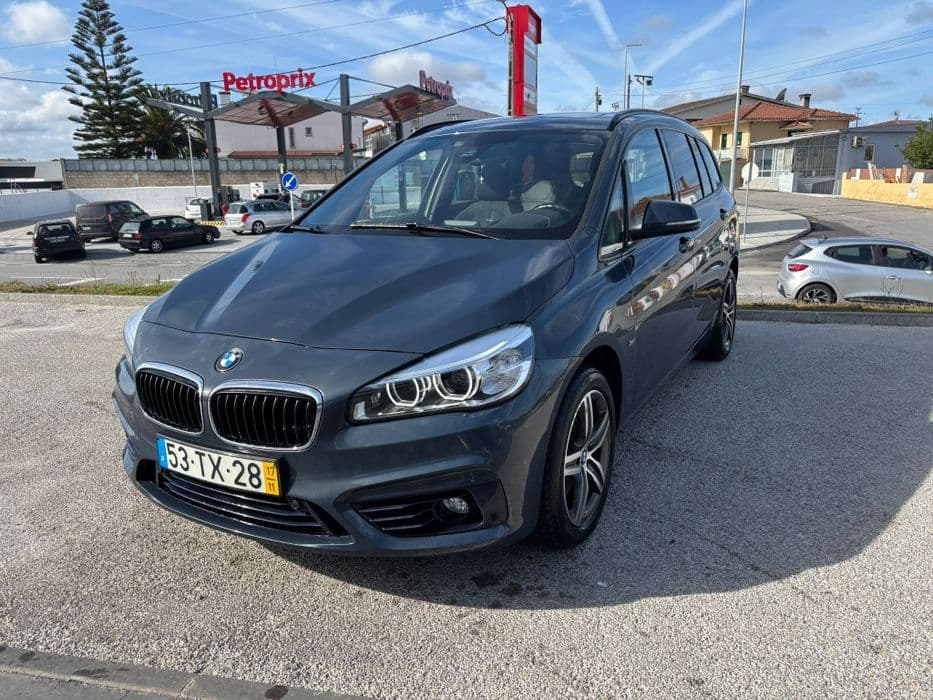 BMW 216 Gran Tourer 216d Gran Tourer Sport Line – 7 Lugares – Excelente Estado