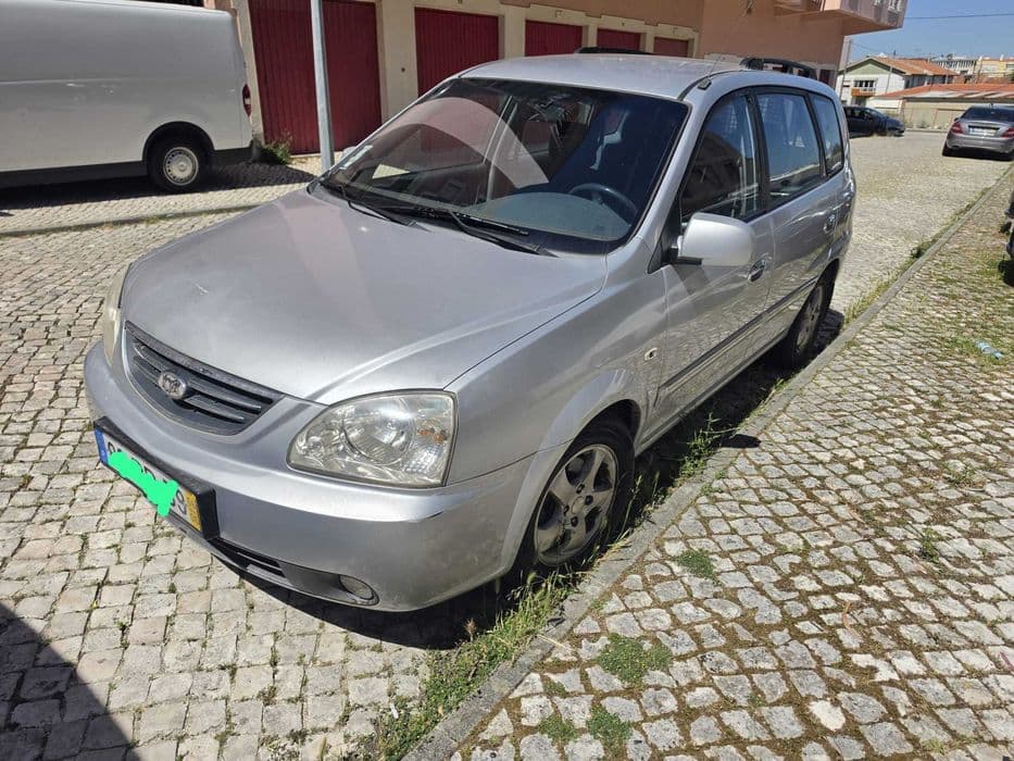 Kia Carens a Disel em bom estado