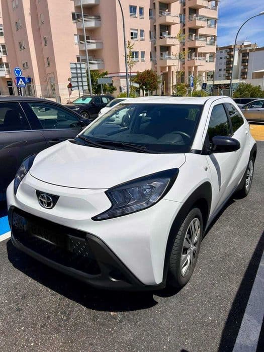 Toyota Aygo X 1.0 VVT-i CVT - EXCELENTE ESTADO! Sintra (Santa Maria E São Miguel, São Martinho E São Pedro De Penaferrim)