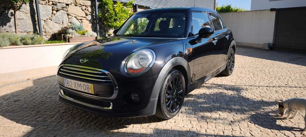 MINI 5 Portas D 1.5 - 5 portas 152.000 km Vila Nova De Famalicão E Calendário