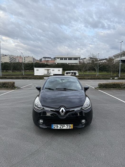 Renault Clio 1.2 Gasoleo – – Excelente Estado** Braga (Maximinos, Sé E Cividade)