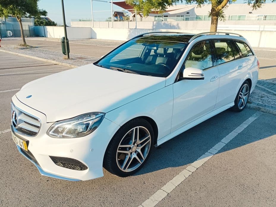 Mercedes-Benz E 250 Sw AMG 204 CV Caixa Automática de 7 velocidades e 7 Lugares Palmela