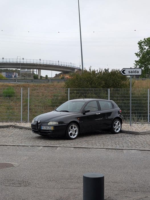 Alfa Romeo 147 1.6TS Leiria, Pousos, Barreira E Cortes