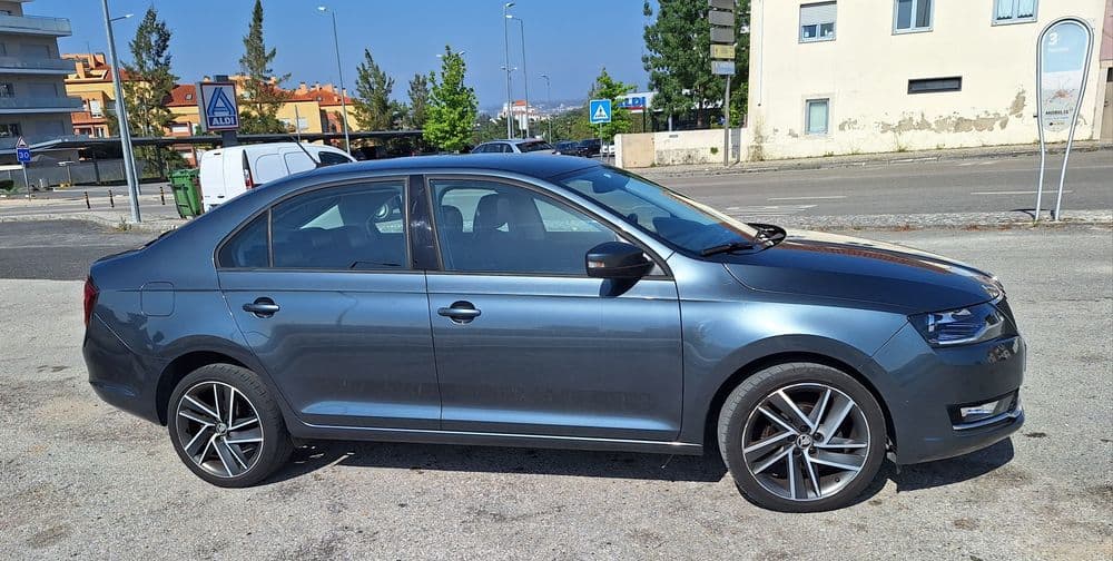 Škoda Rapid Style 1.4 TDI 90 CV Leiria, Pousos, Barreira E Cortes