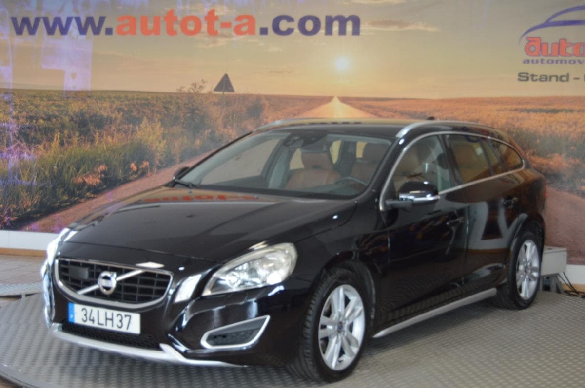 Volvo V60 2.0 D3 Momentum