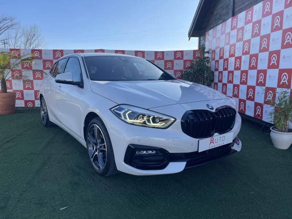 BMW Série 1 118 d Aut. Sport Line