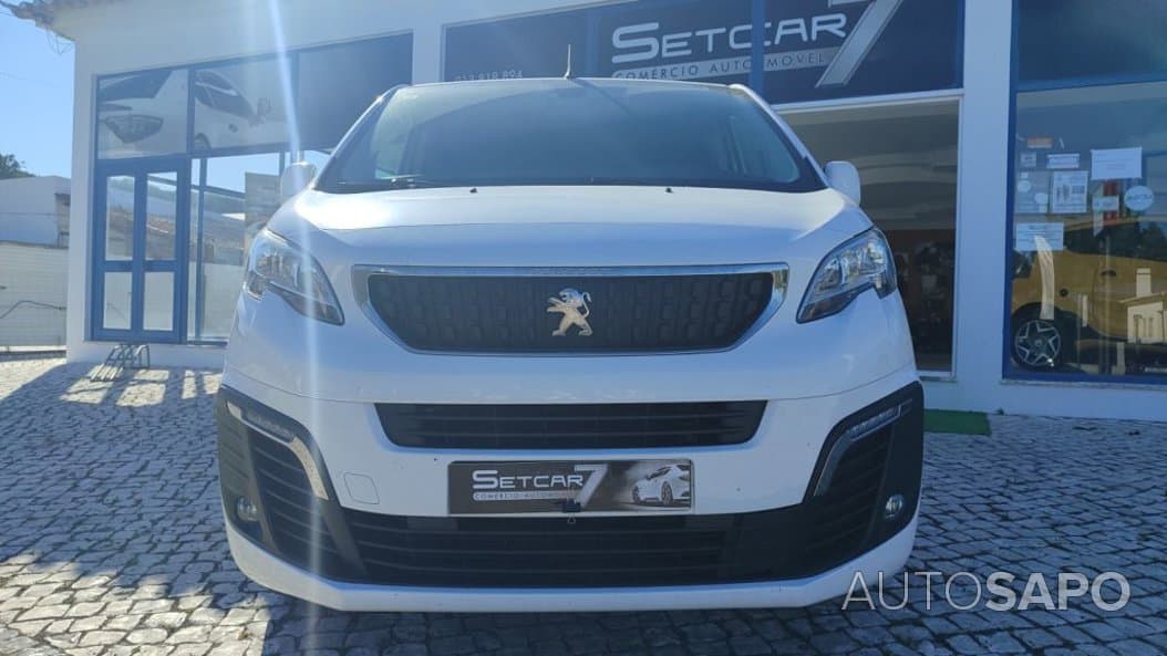 Peugeot e-Traveller