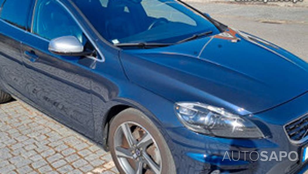 Volvo V40