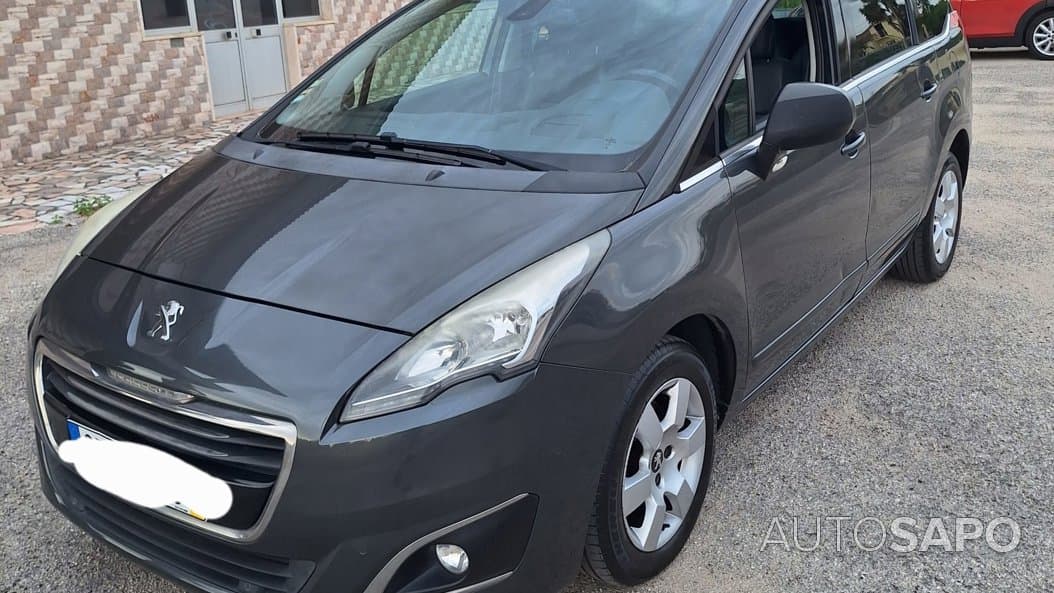 Peugeot 5008