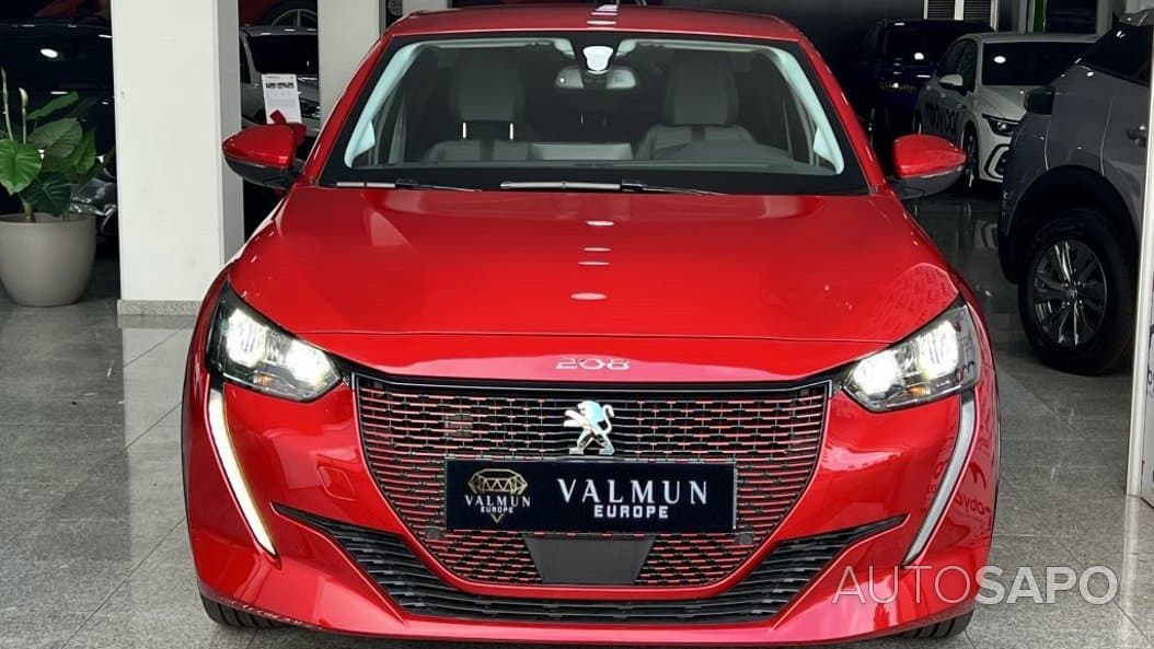 Peugeot e-208