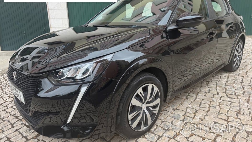Peugeot e-208