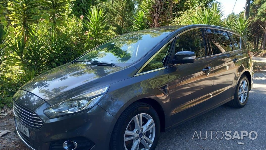 Ford S-Max
