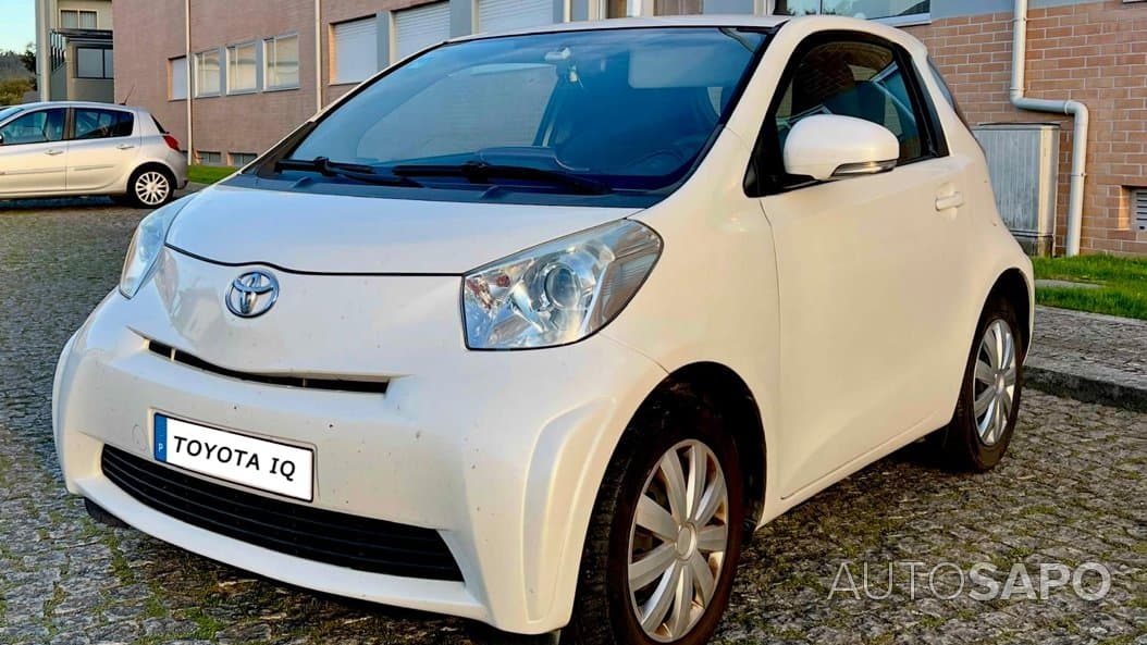 Toyota iQ