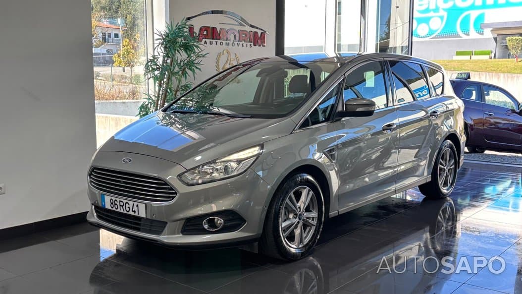 Ford S-Max
