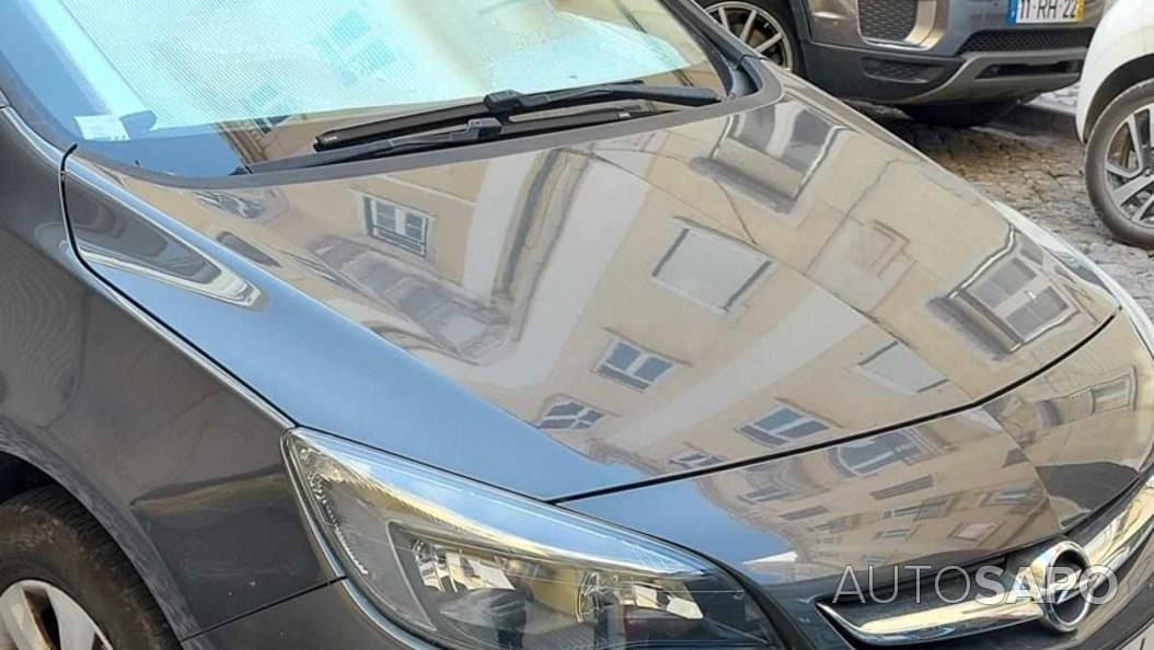Opel Astra J