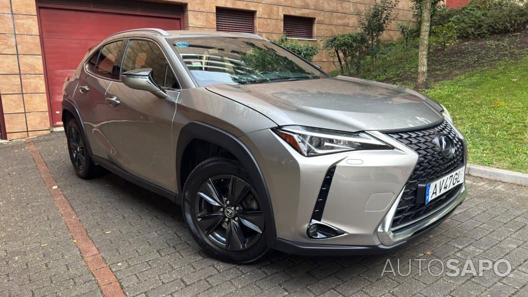 Lexus UX