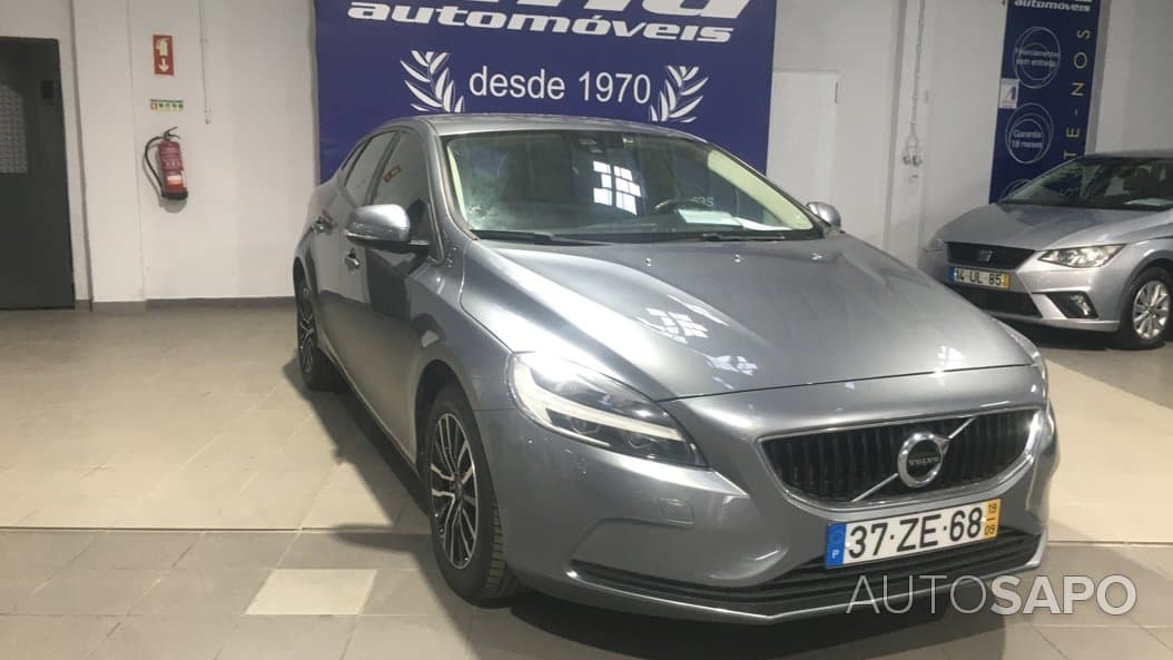 Volvo V40