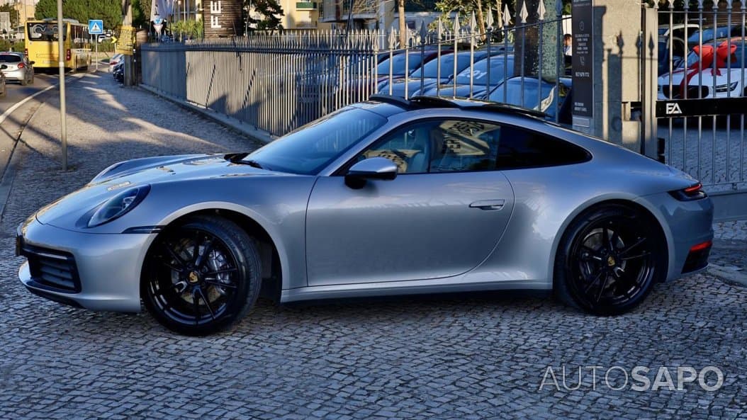 Porsche 911