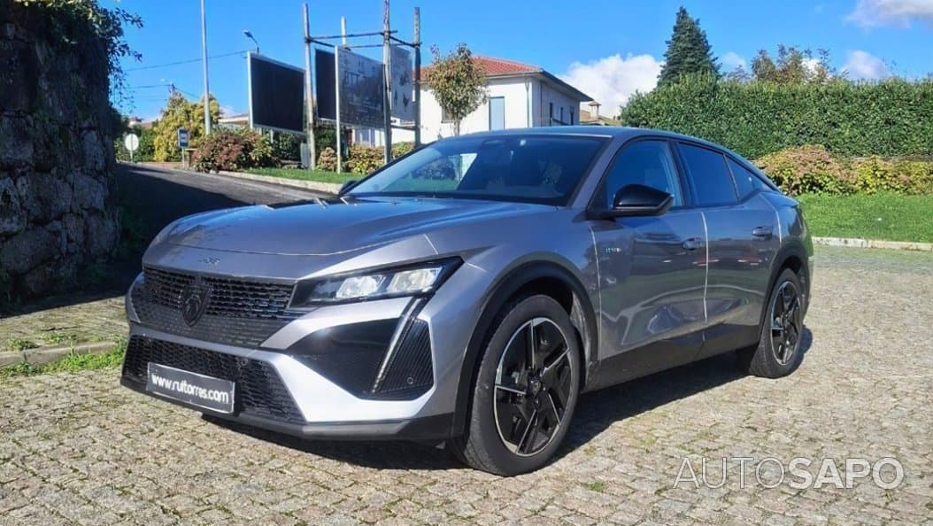 Peugeot 408