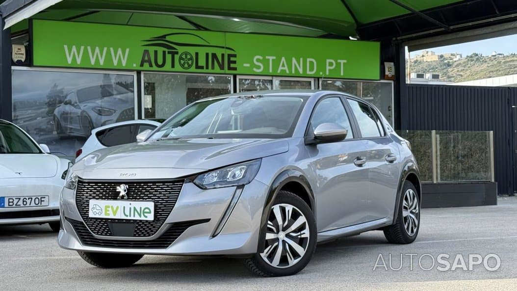 Peugeot e-208