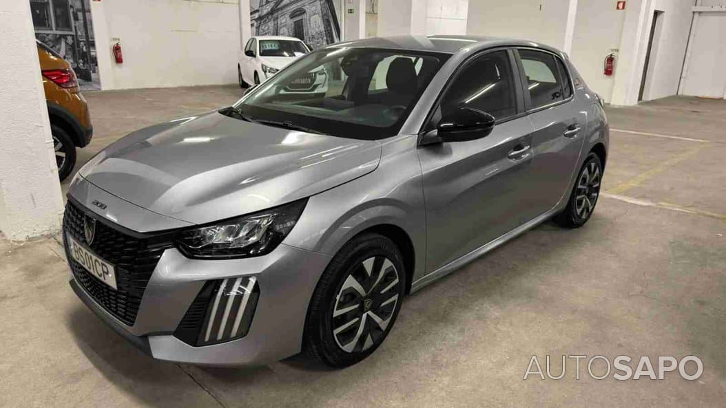 Peugeot 208