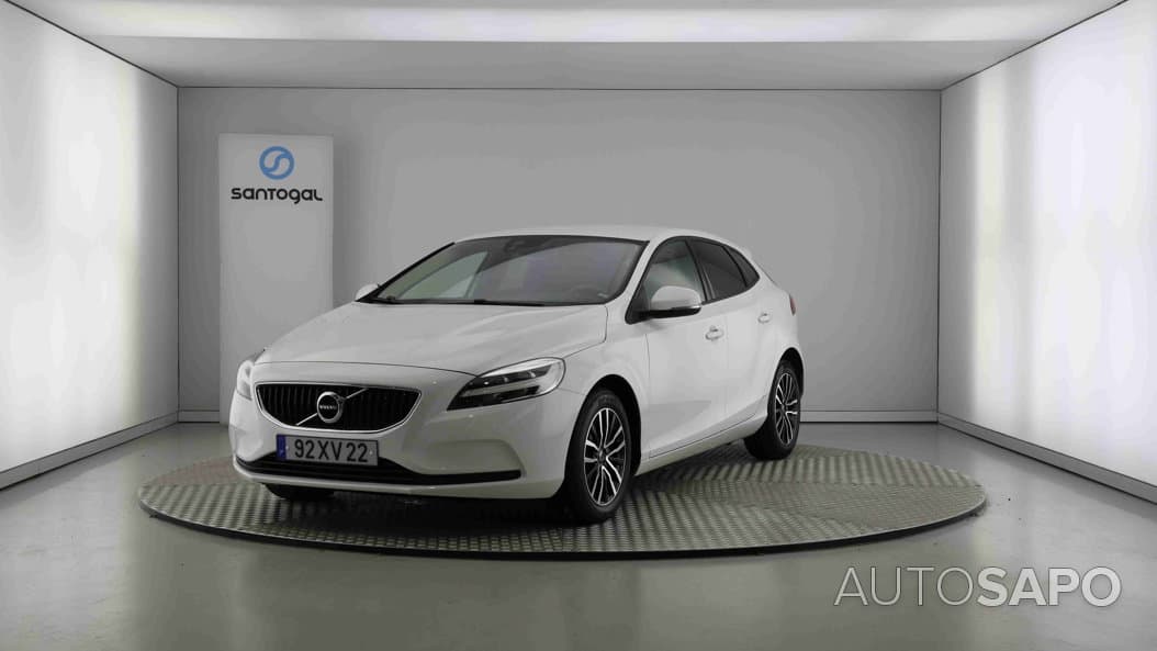 Volvo V40