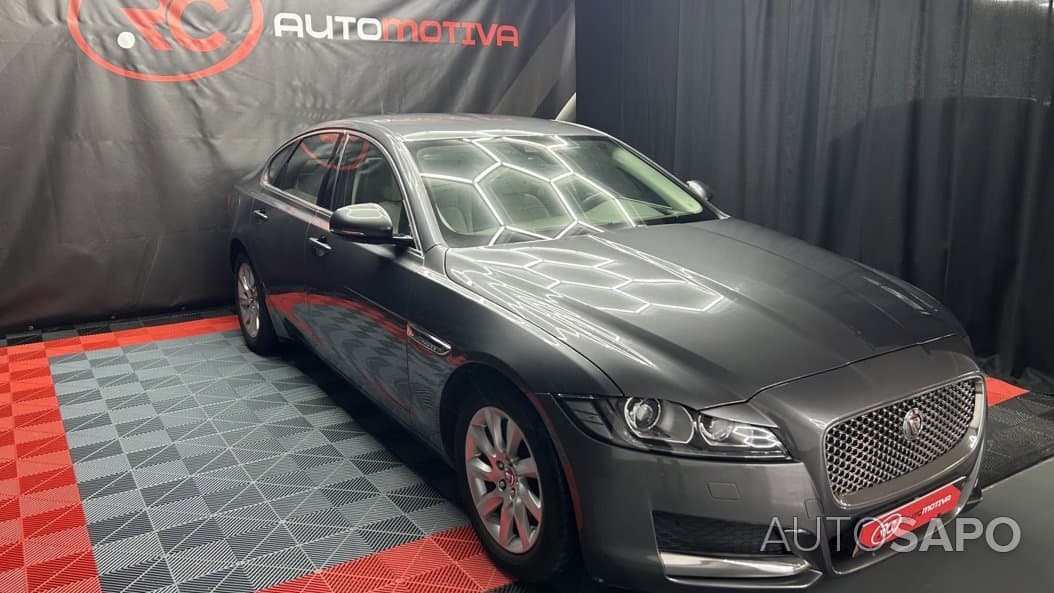 Jaguar XF