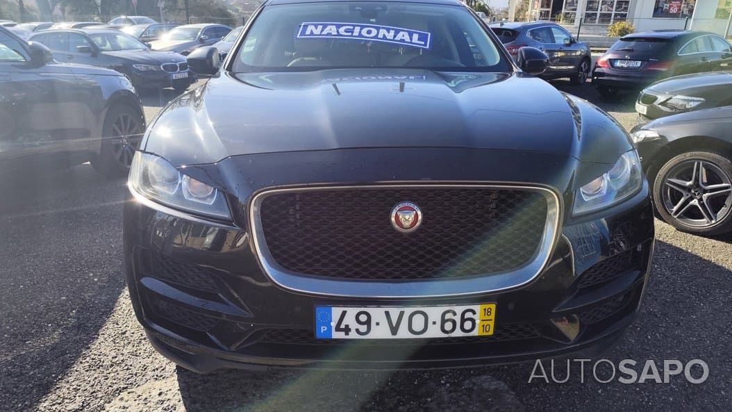 Jaguar F-Pace