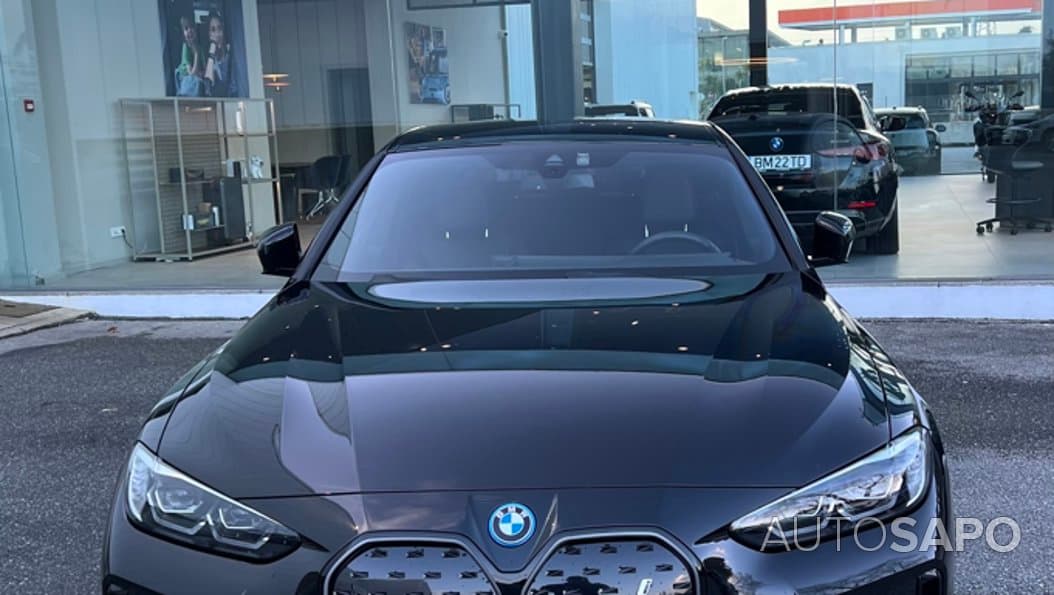 BMW i4