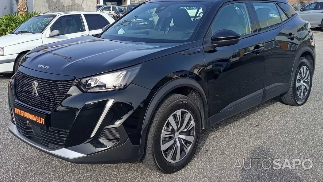 Peugeot e-2008