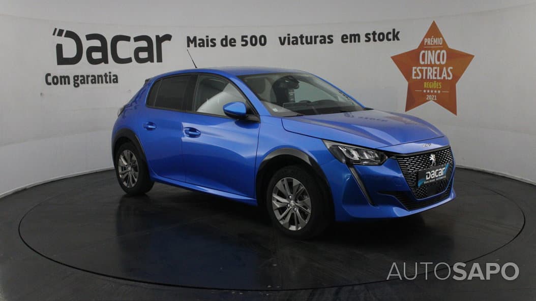 Peugeot e-208