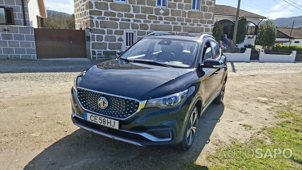 MG ZS