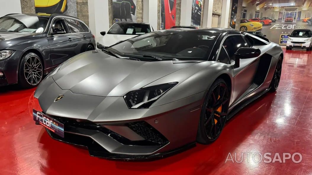 Lamborghini Aventador