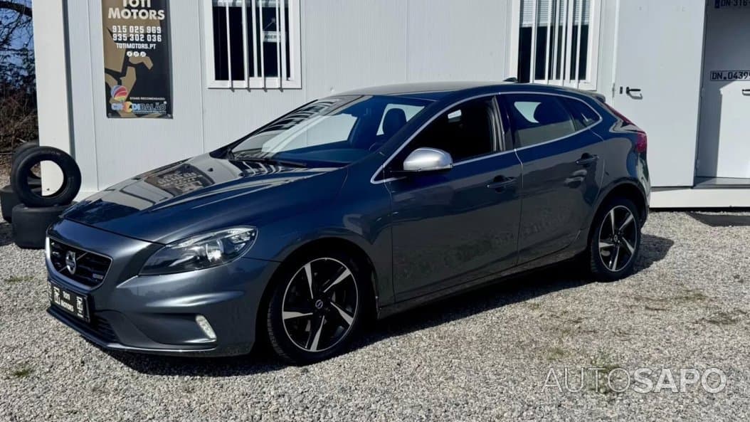 Volvo V40