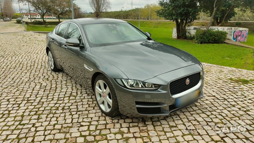 Jaguar XE