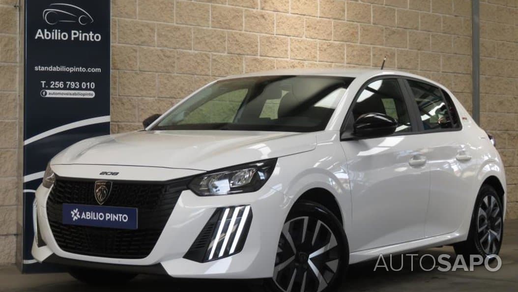 Peugeot e-208