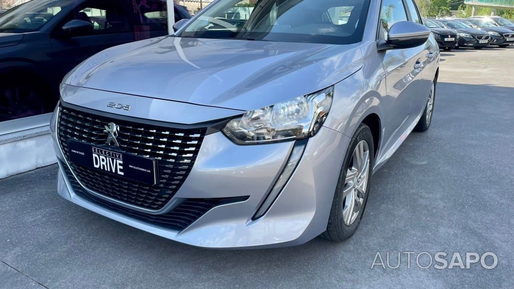 Peugeot 208