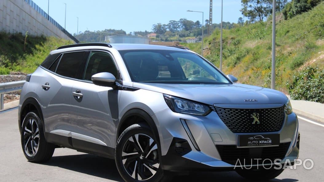 Peugeot e-2008