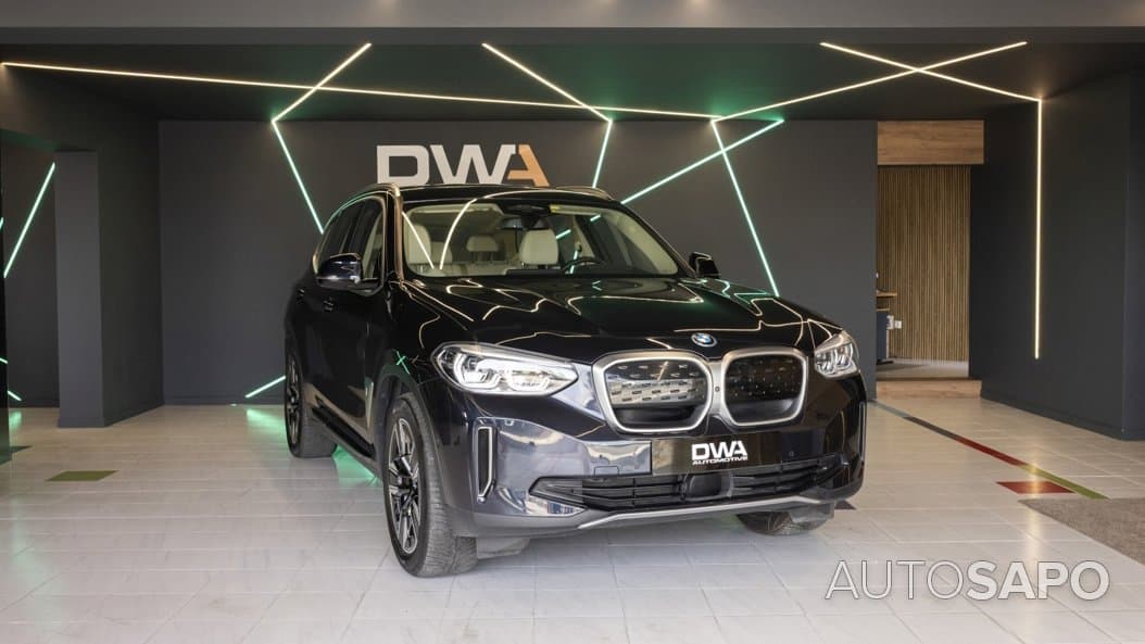 BMW iX3