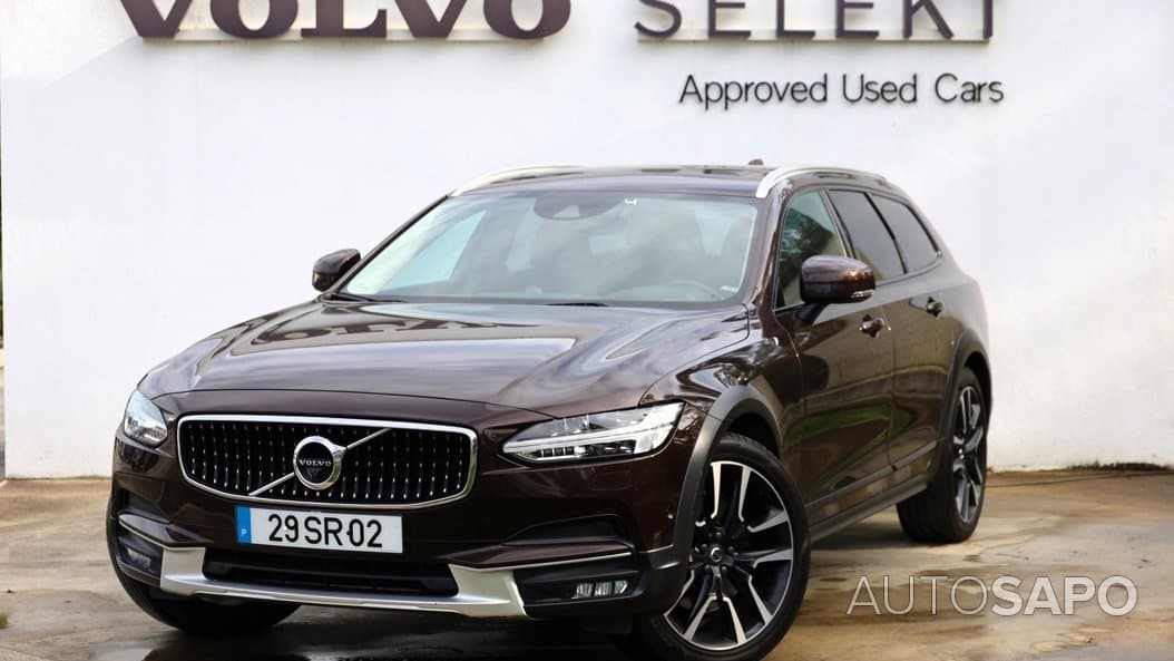 Volvo V90 Cross Country