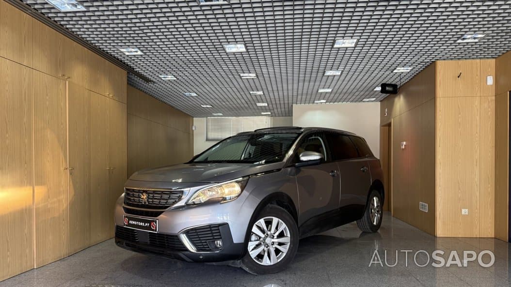 Peugeot 5008